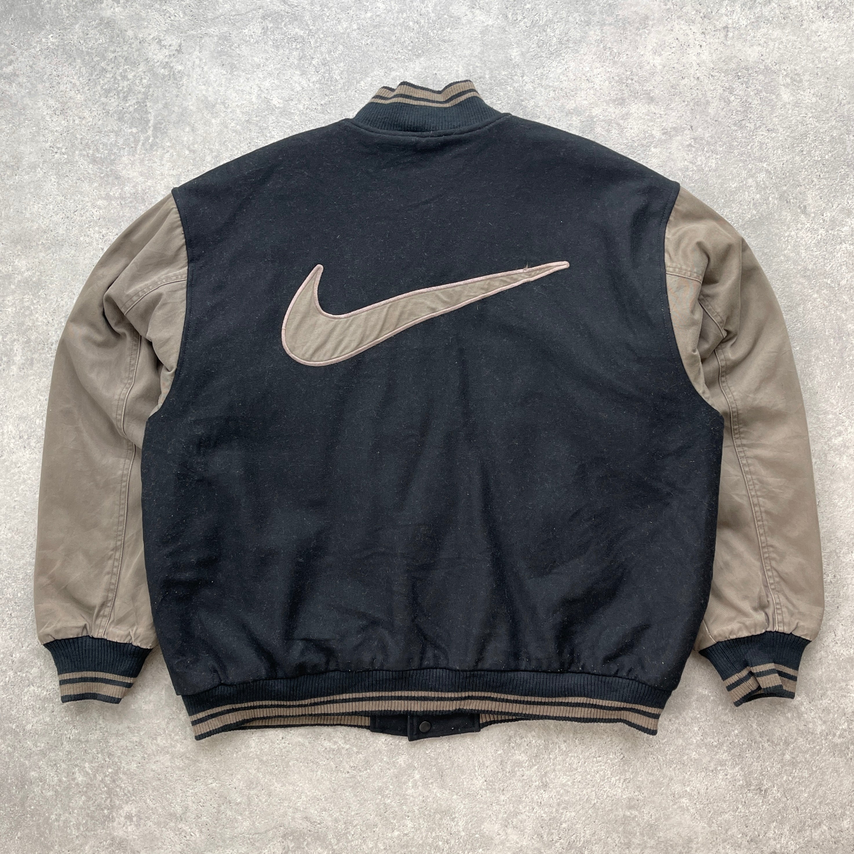 Rare Nike bomber jacket 2024