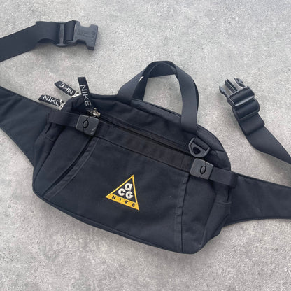 Nike ACG 1990s cross body utility bag (12”x8”)