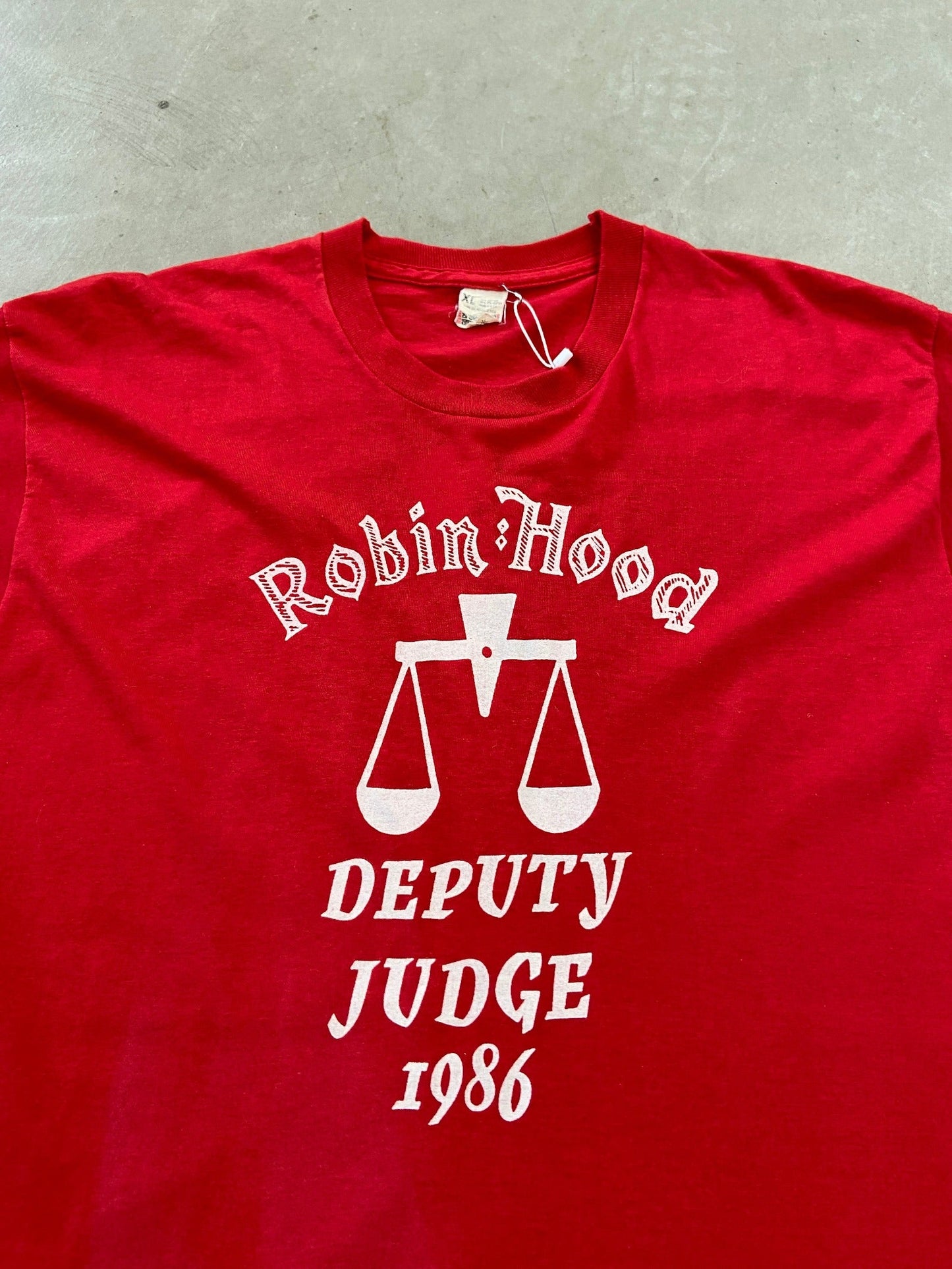 1986 Robin Hood Deputy Judge T-shirt - XL