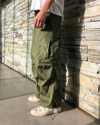 1990S VINTAGE MILITARY CARGO OVERPANTS IN GREEN