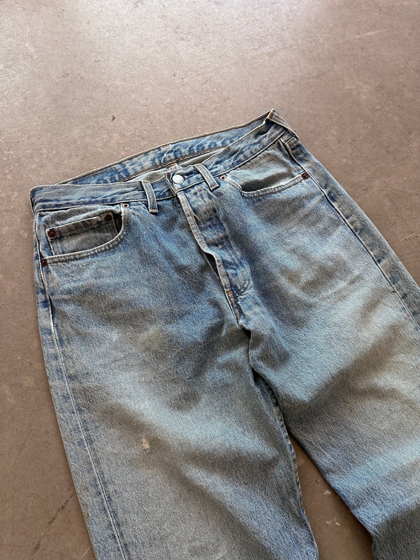 1980's Levi's 501 Jeans - 32 x 32 | W32, Red