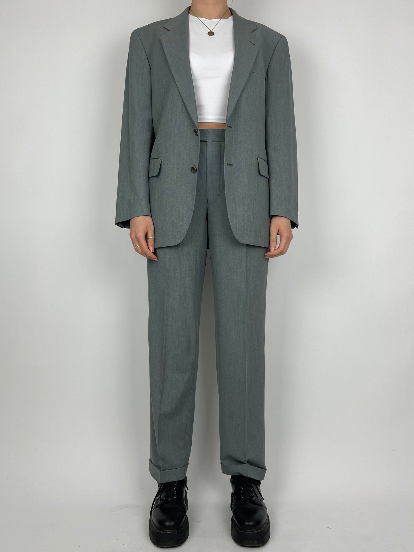 Vintage wool jumpsuit, stylish vintage suit made from warm wool fabric, featuring a classic cut and tailored fit.