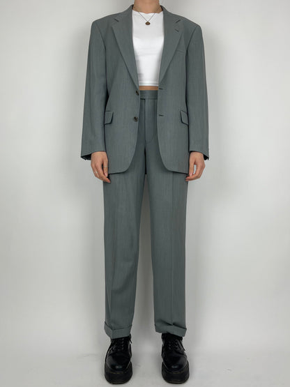 Vintage wool jumpsuit, stylish vintage suit made from warm wool fabric, featuring a classic cut and tailored fit.