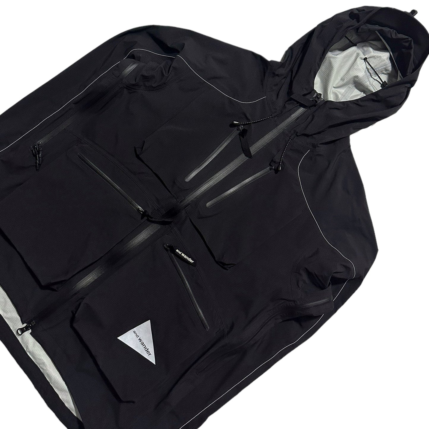 And Wander Event Dropping Multi Pockets Waterproof Jacket