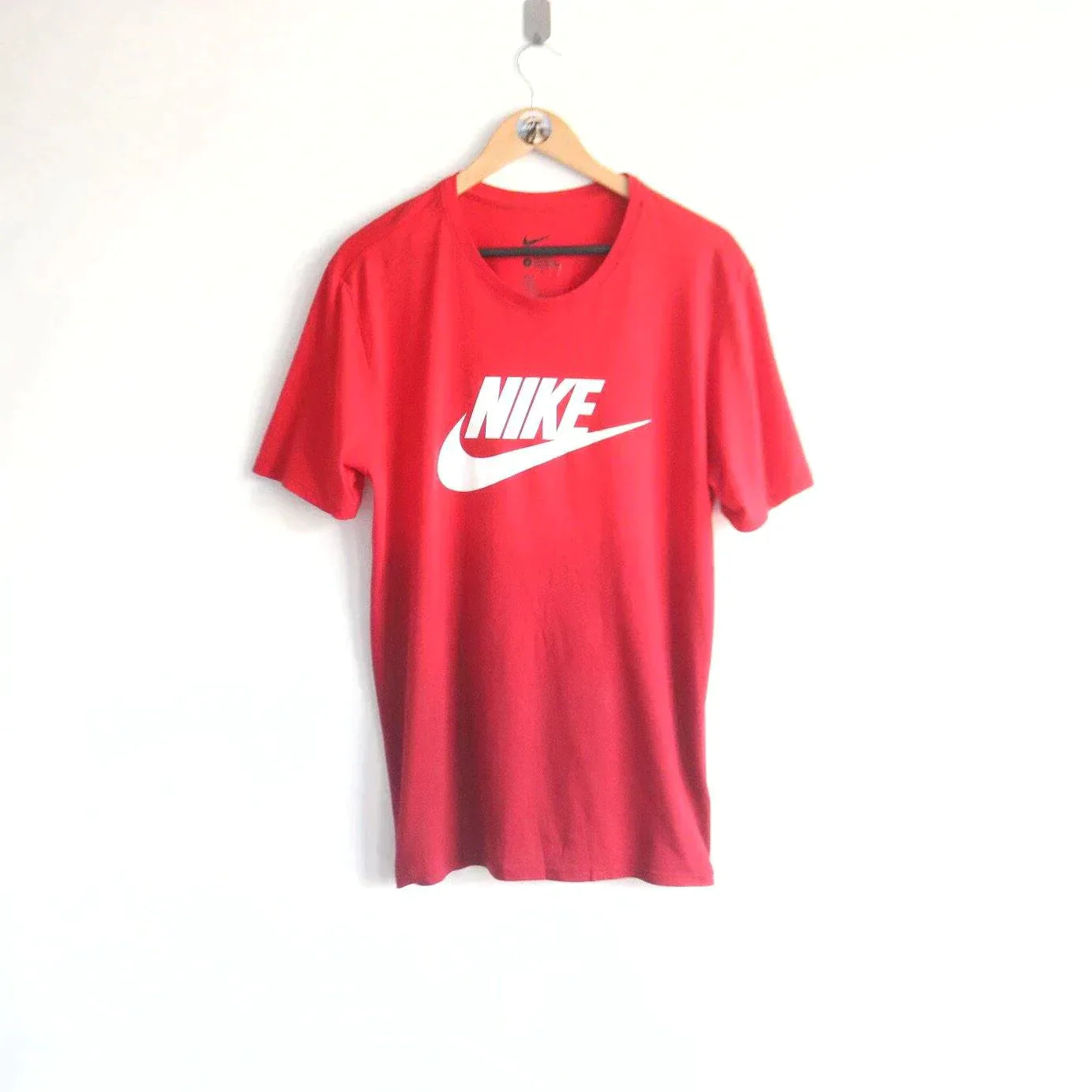 Vintage 90s Nike Spellout Two Tone Red Tee (L)  (L)