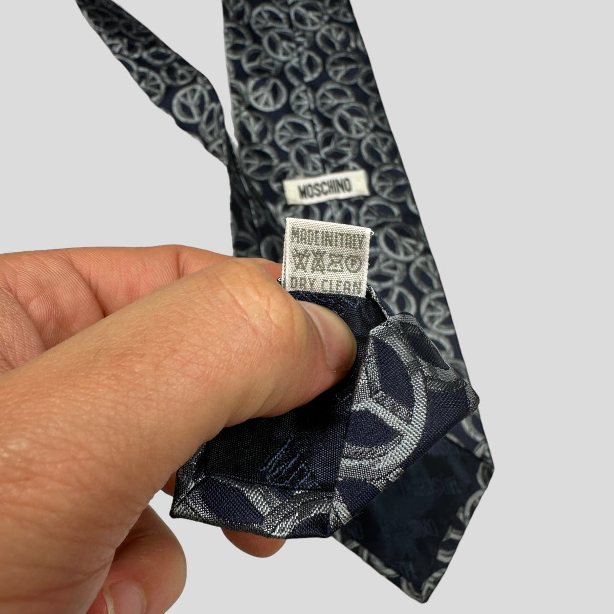 Moschino 90’s Silk Peace Print Tie | O/S, Navy