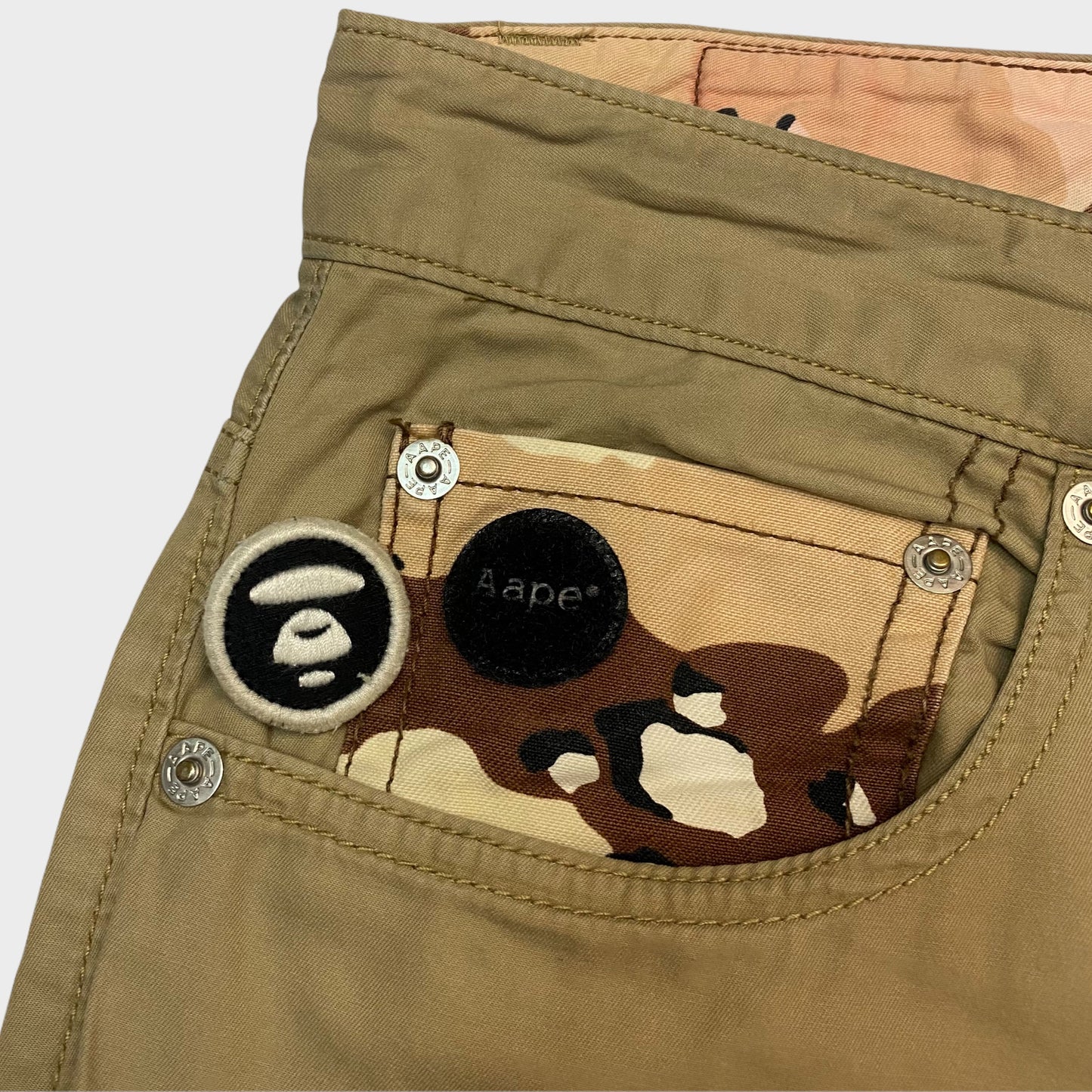 Bape Aape desert camo logo trousers - w34