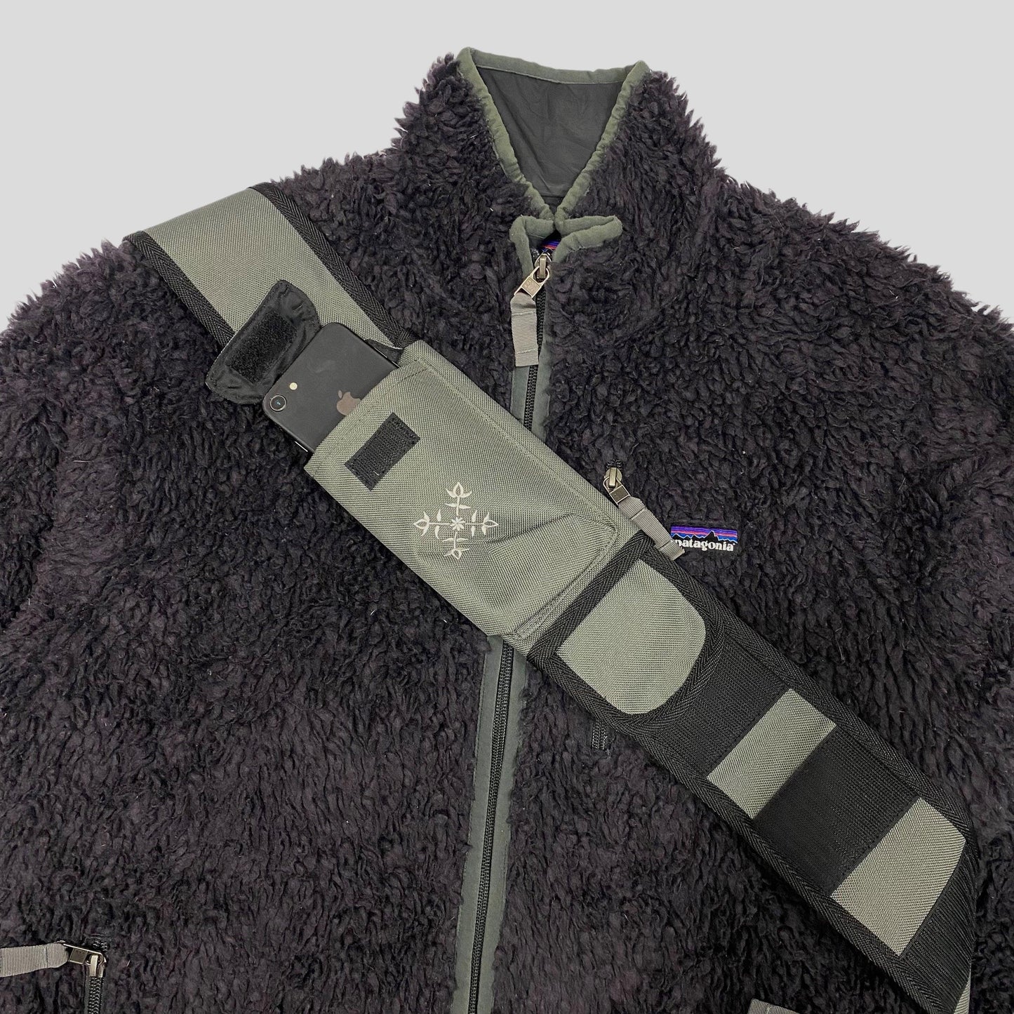 Oxbow 00’s Gradient Slingbag - Grey