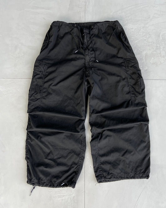 1990S VINTAGE MILITARY CARGO OVERPANTS IN BLACK