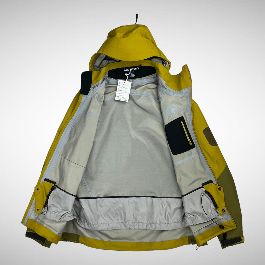 Arc’Teryx Sidewinder Hardshell (2000s)