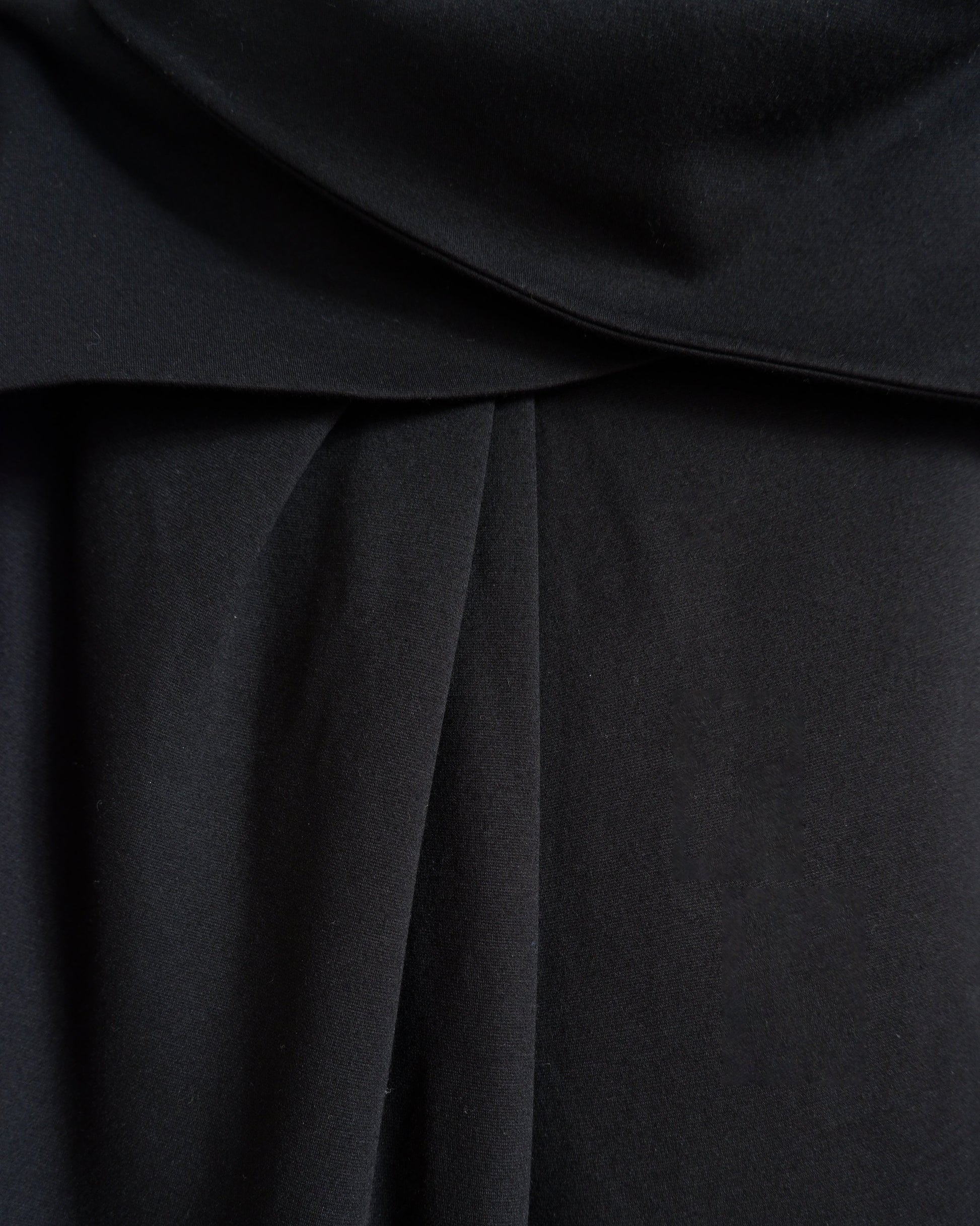 https://images.squarespace-cdn.com/content/v1/5b579b7b70e8025a5b246025/1720688051470-RG268H5J5GPHS2BG4EO6/jilsanderdress00.jpg