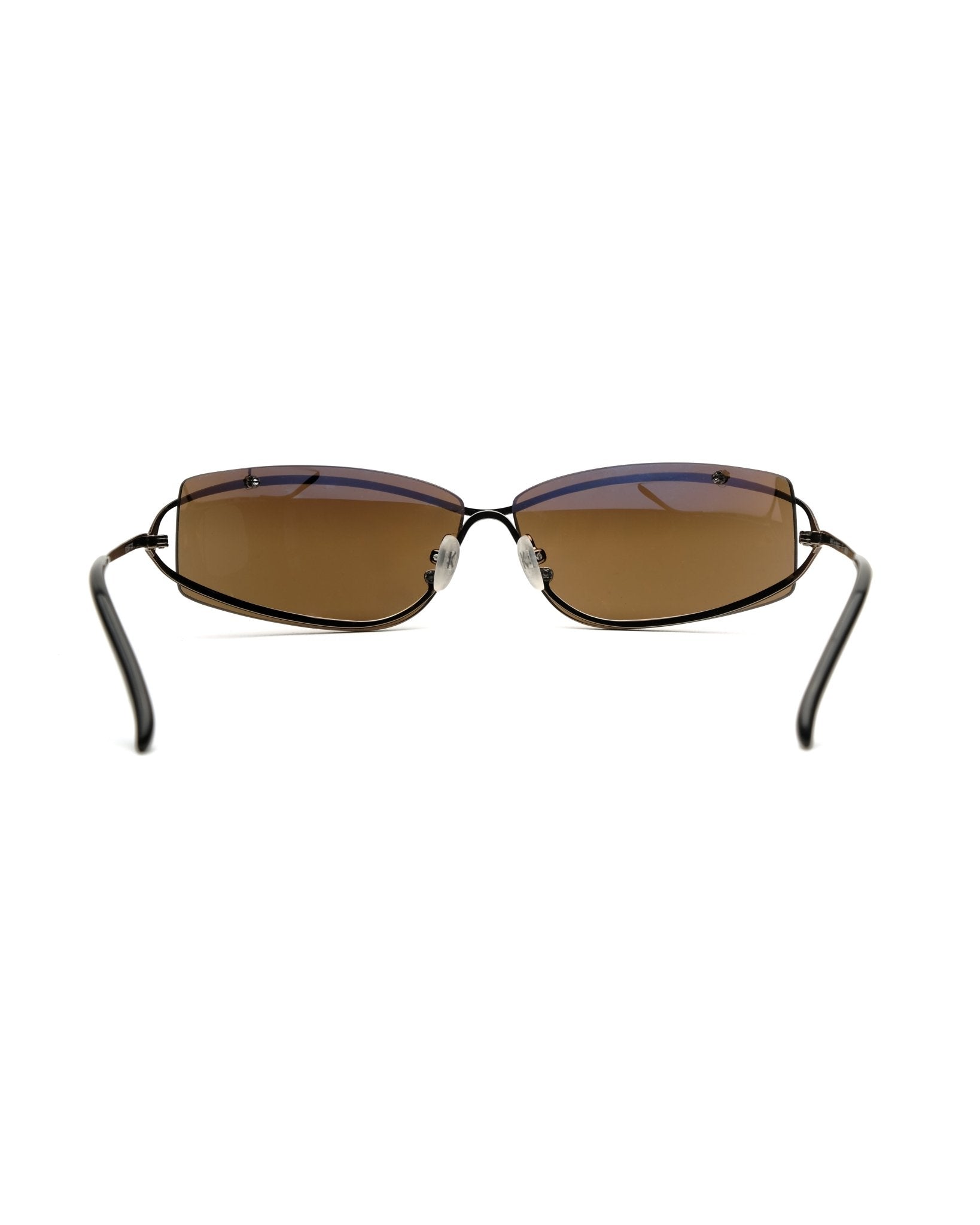 https://cdn.shopify.com/s/files/1/0818/5459/5398/files/kenzo-kenzo-sunglasses-vintage-su462-3790798.jpg?v=1778953777