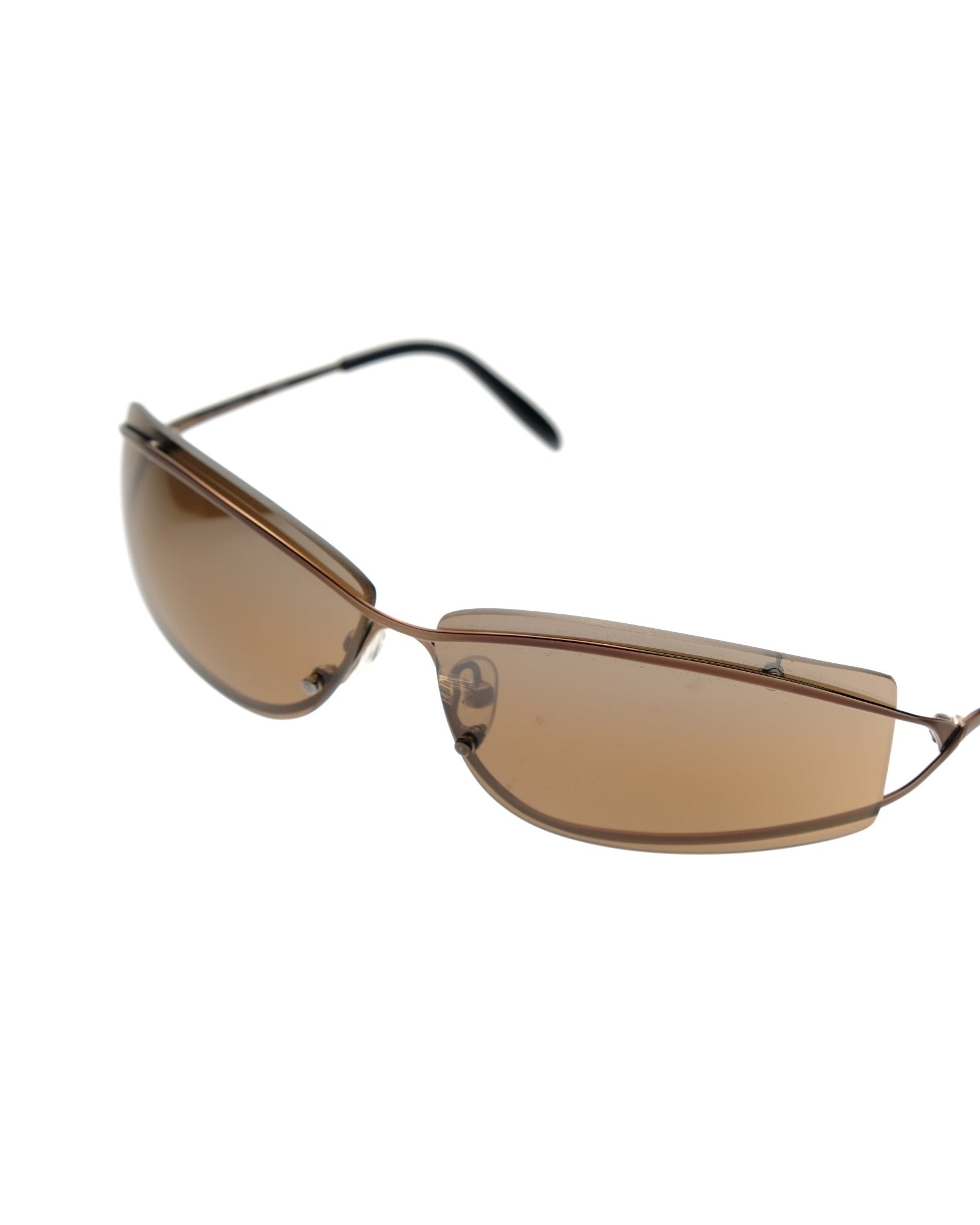 https://cdn.shopify.com/s/files/1/0818/5459/5398/files/kenzo-kenzo-sunglasses-vintage-su462-8030974.jpg?v=1778953780
