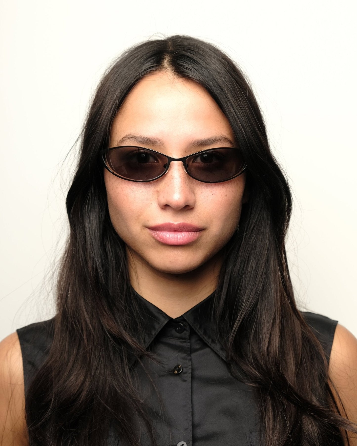 https://cdn.shopify.com/s/files/1/0818/5459/5398/files/kenzo-kenzo-sunglasses-vintage-su463-4603778.jpg?v=1778953773