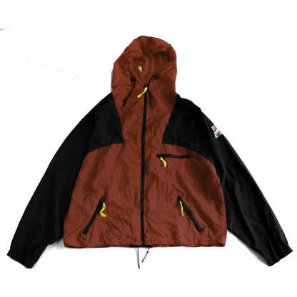 MARLBORO ADVENTURE RAIN JACKET  (L)