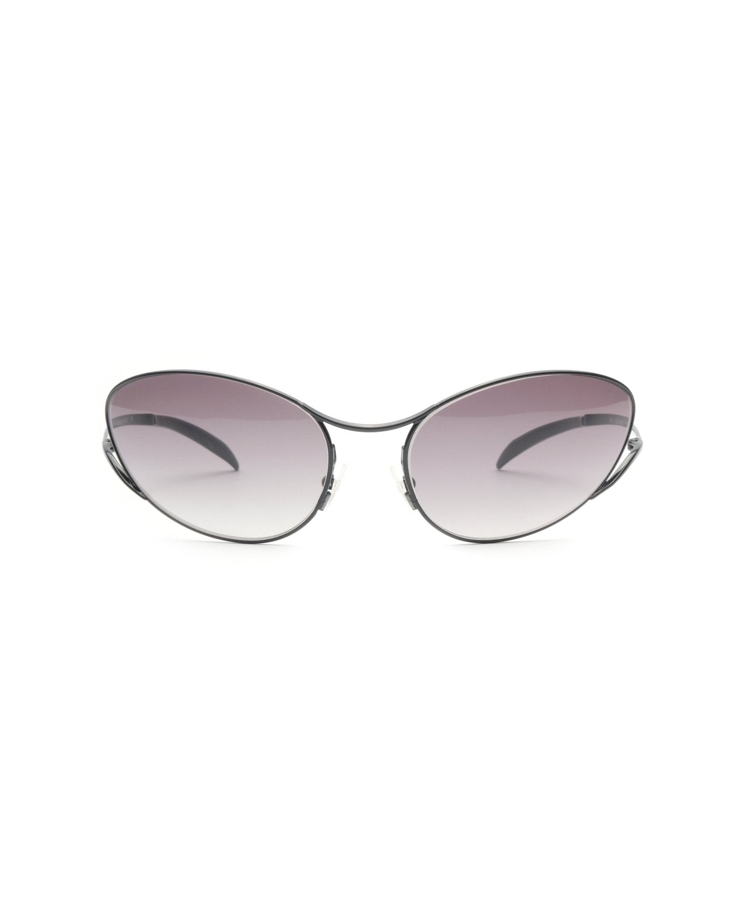 https://cdn.shopify.com/s/files/1/0818/5459/5398/files/mid-2000s-gucci-leaf-sunglasses-su176-417568.jpg?v=1745399963