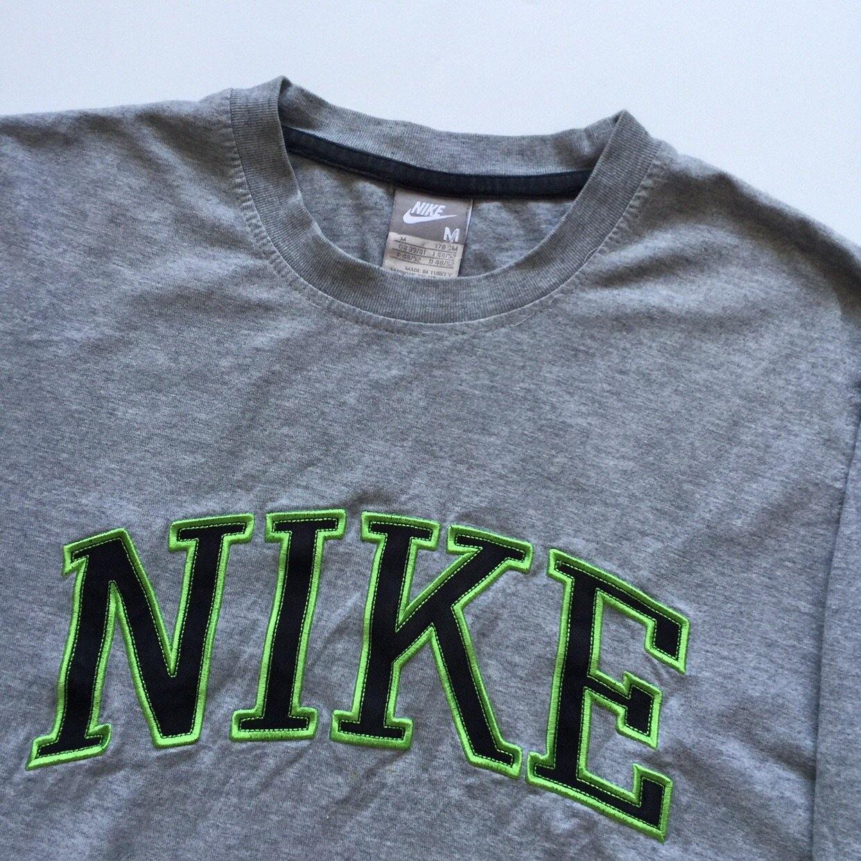 Nike Green Embroided Spellout Long Sleeve (M)  (M)