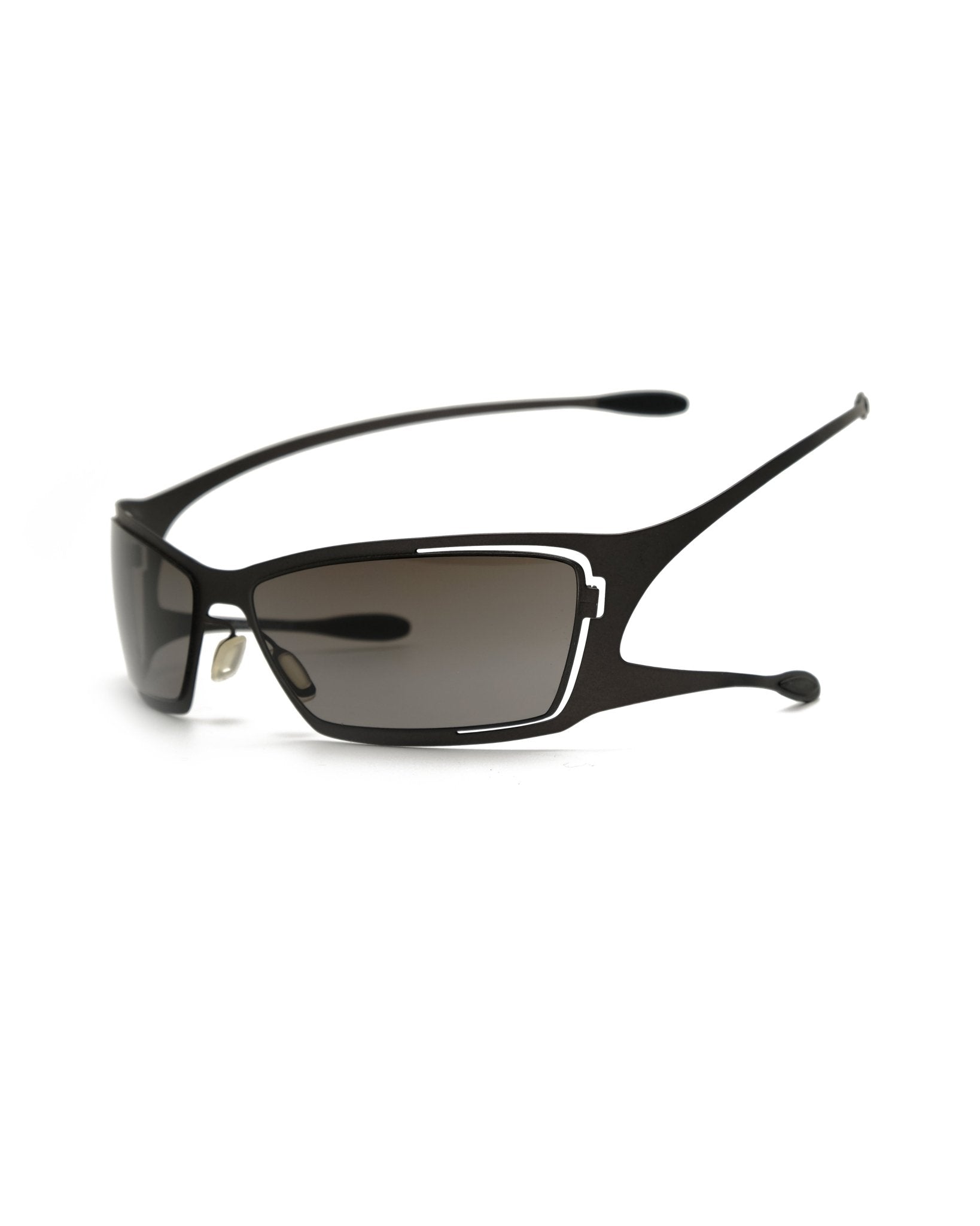 https://cdn.shopify.com/s/files/1/0818/5459/5398/files/parasite-parasite-2005-sunglasses-vintage-su493-6978914.jpg?v=1778953715