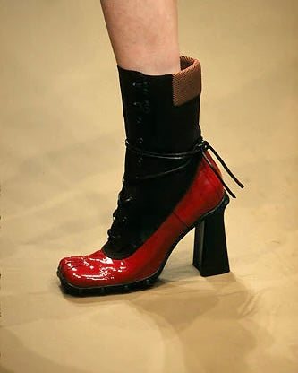 MIU MIU SS99 BUBBLE SOLE PATENT LEATHER LACE UP BOOTS - EU 39 / UK 6 | UK 6, Brown