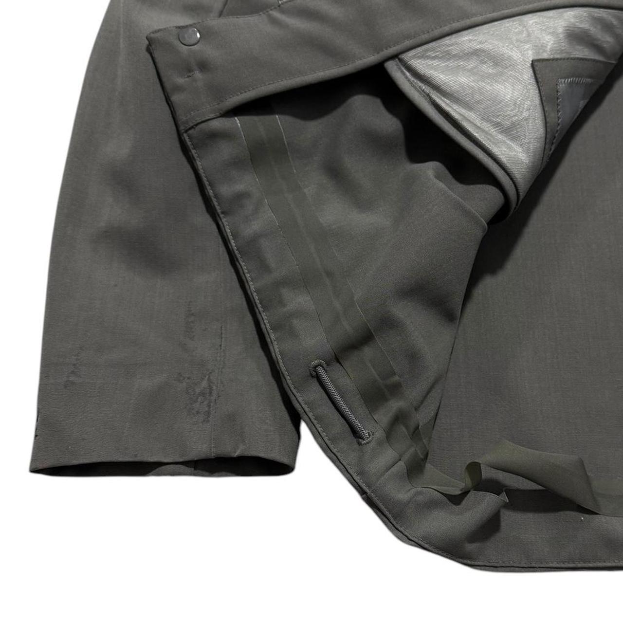 Stone Island Ghost Repellant Jacket | Medium, Charcoal