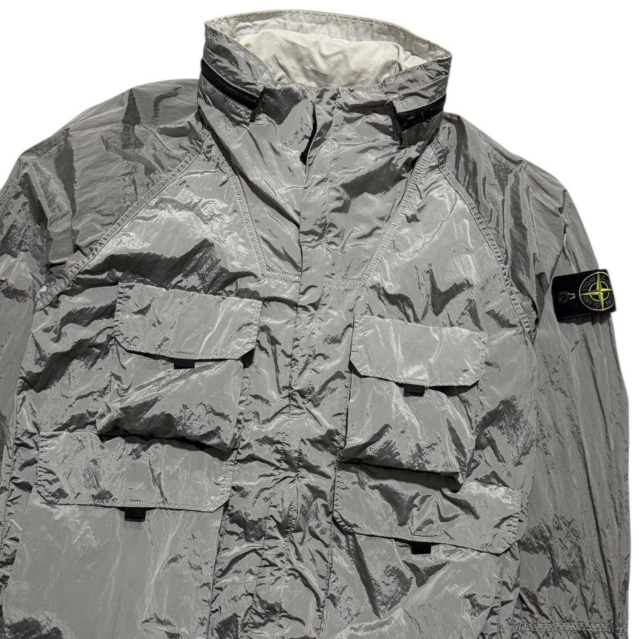 Stone Island Nylon Metal Watro Multipocket Jacket | Medium, Metallic Grey