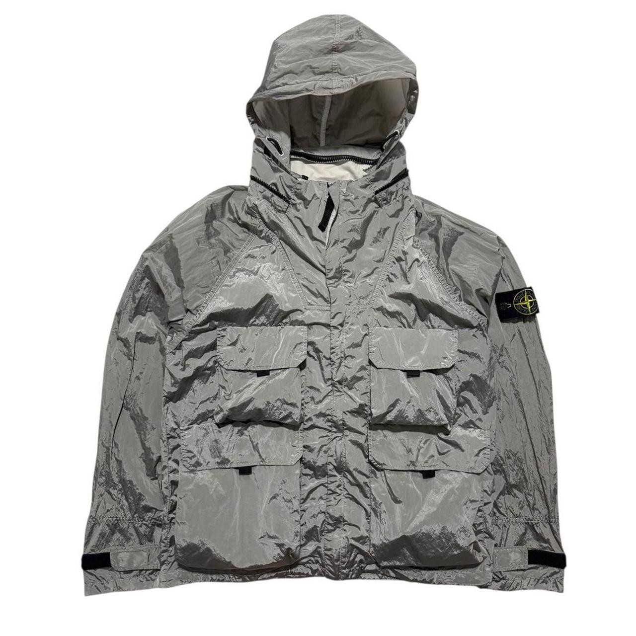 Stone Island Nylon Metal Watro Multipocket Jacket | Medium, Metallic Grey