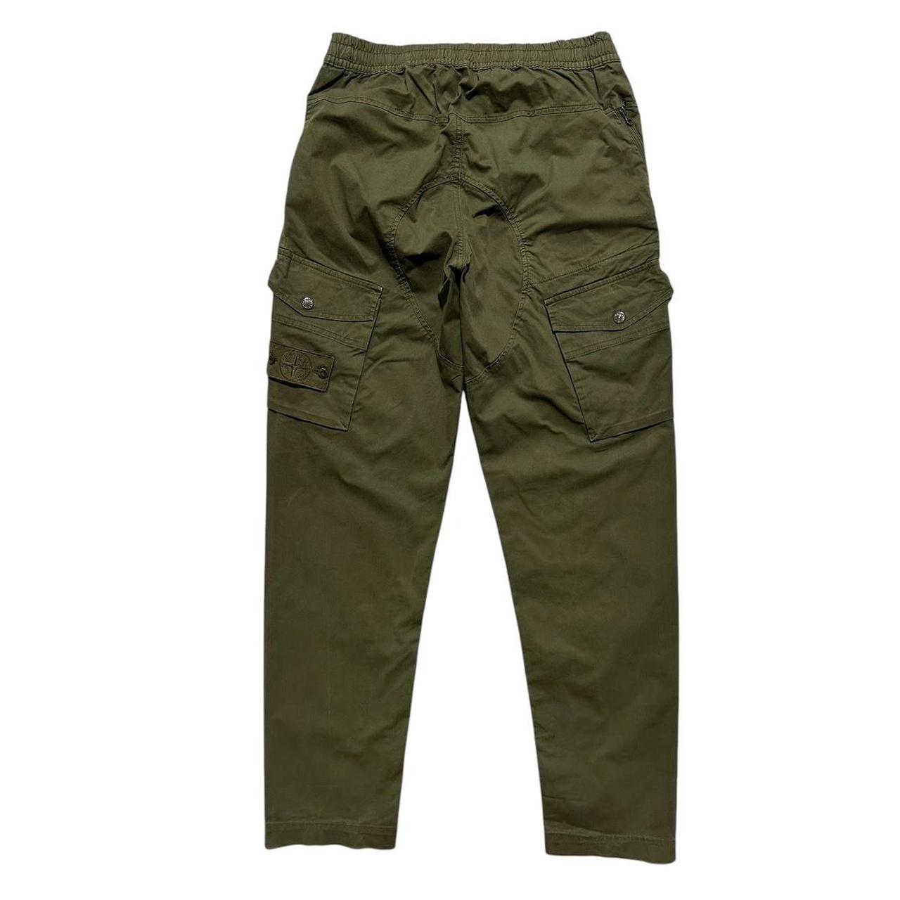 Stone Island Green Ghost Cargo Bottoms | 32, Green