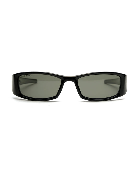 https://cdn.shopify.com/s/files/1/0818/5459/5398/files/rebel-rebel-sunglasses-vintage-su476-8003913.jpg?v=1778953733