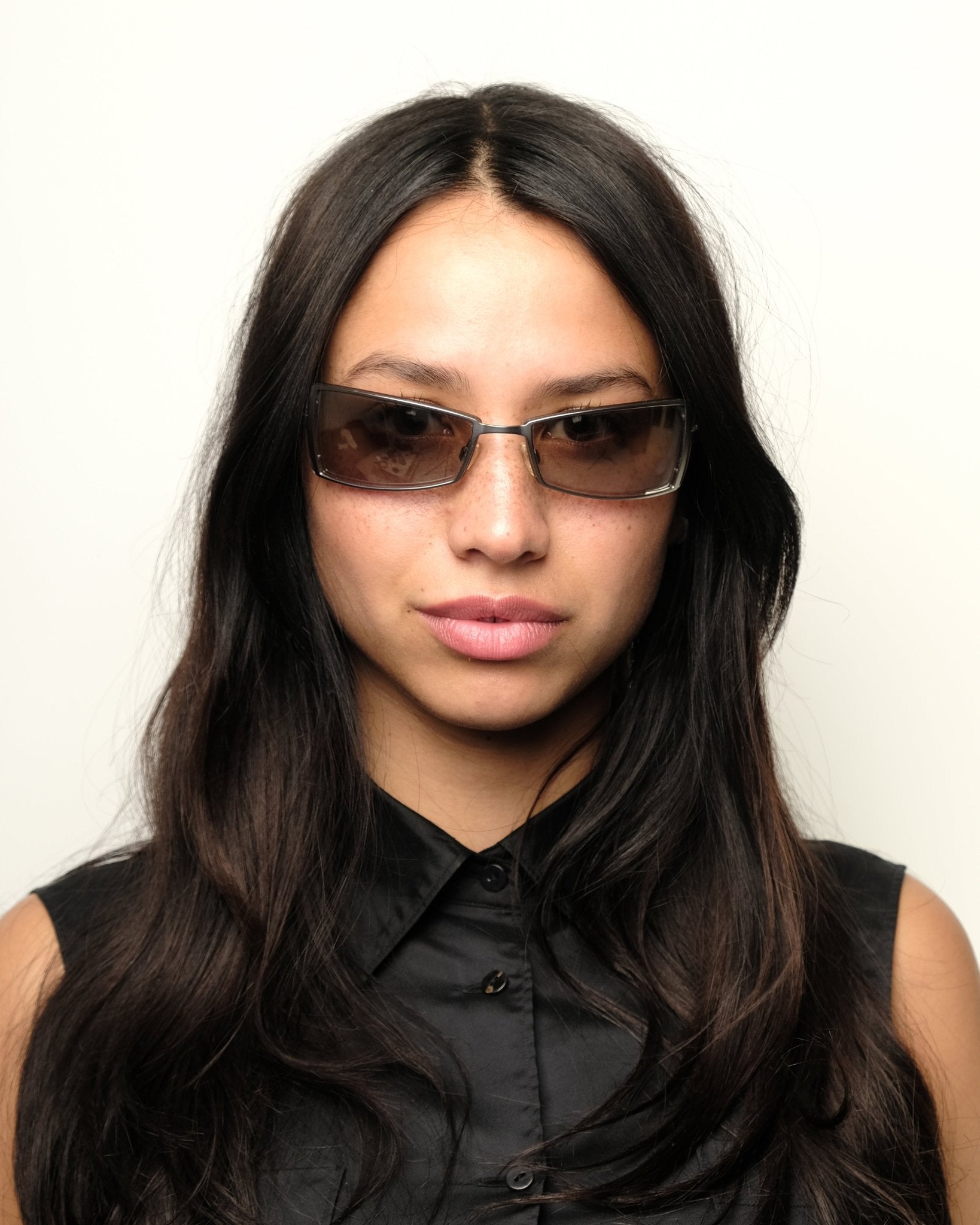 https://cdn.shopify.com/s/files/1/0818/5459/5398/files/reebok-reebok-sunglasses-vintage-su458-7562324.jpg?v=1778953773