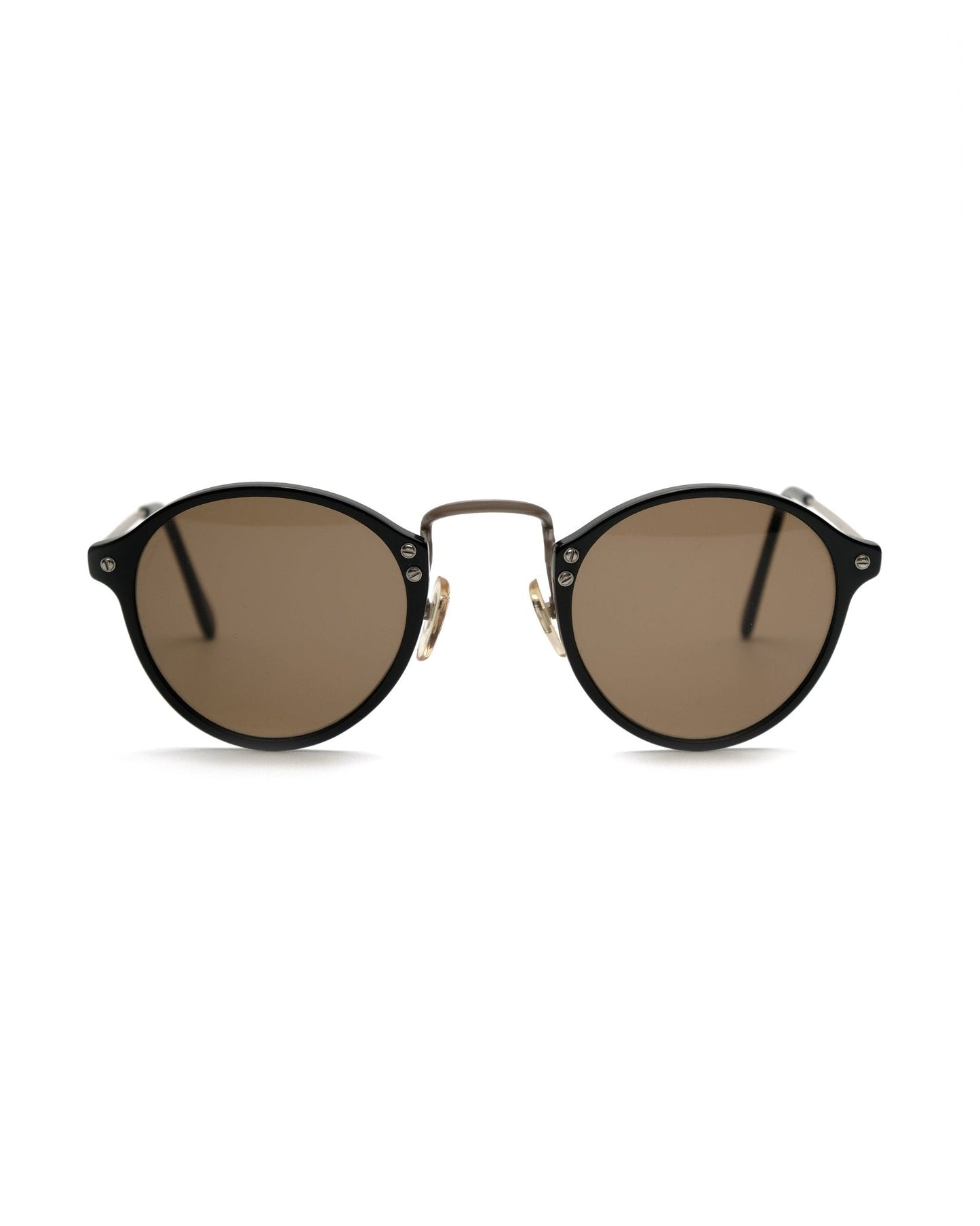 https://cdn.shopify.com/s/files/1/0818/5459/5398/files/romeo-gigli-romeo-gigli-sunglasses-vintage-su487-8010291.jpg?v=1778953711