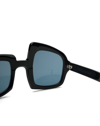 https://cdn.shopify.com/s/files/1/0818/5459/5398/files/thomas-tait-thomas-tait-fall-2013-sunglasses-vintage-su360-7654130.jpg?v=1766681201