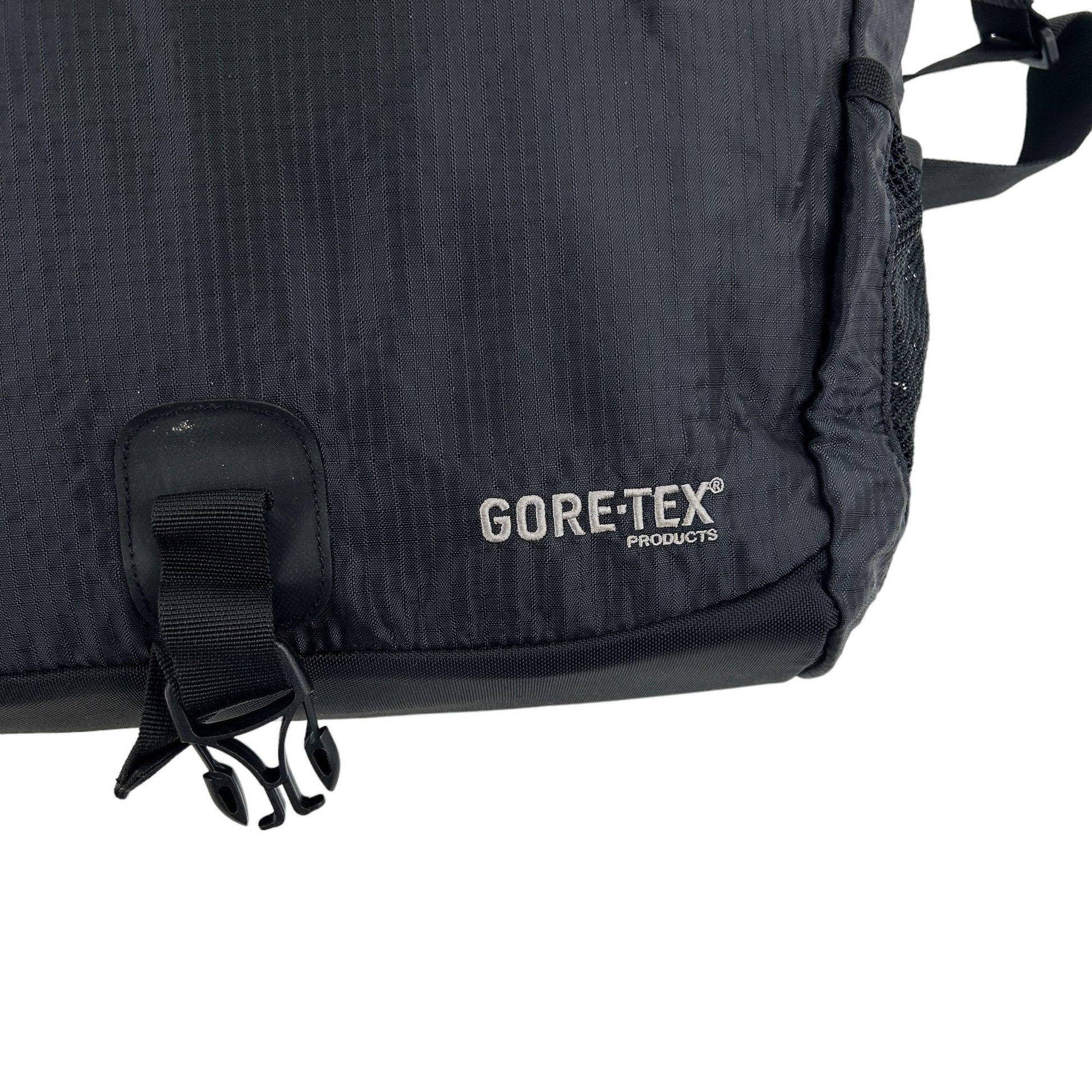 Vintage Columbia Goretex Cross Body Bag - Known Source