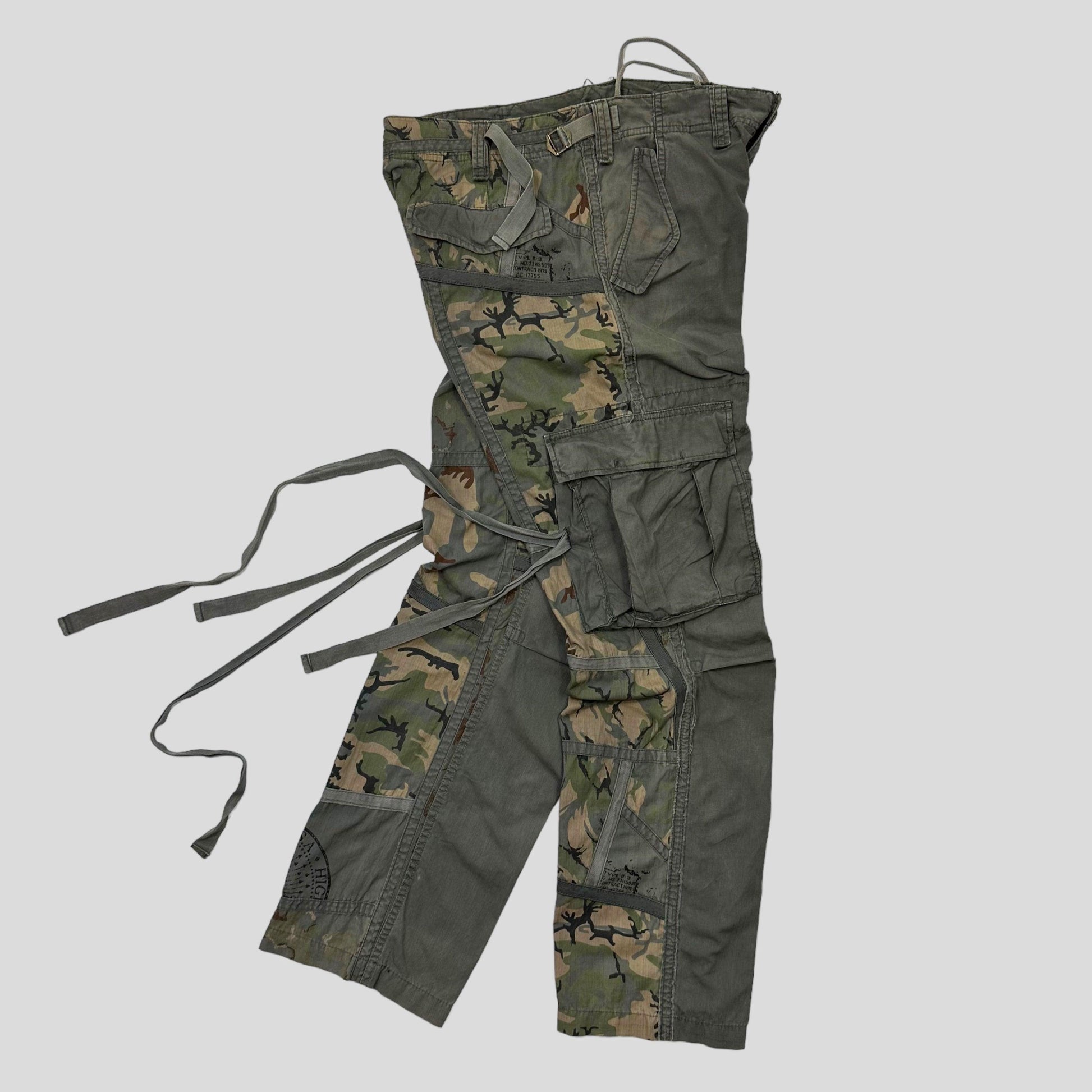 Avirex 00’s Split Camo Ripstop Bondage Cargo’s - 32 - Known Source