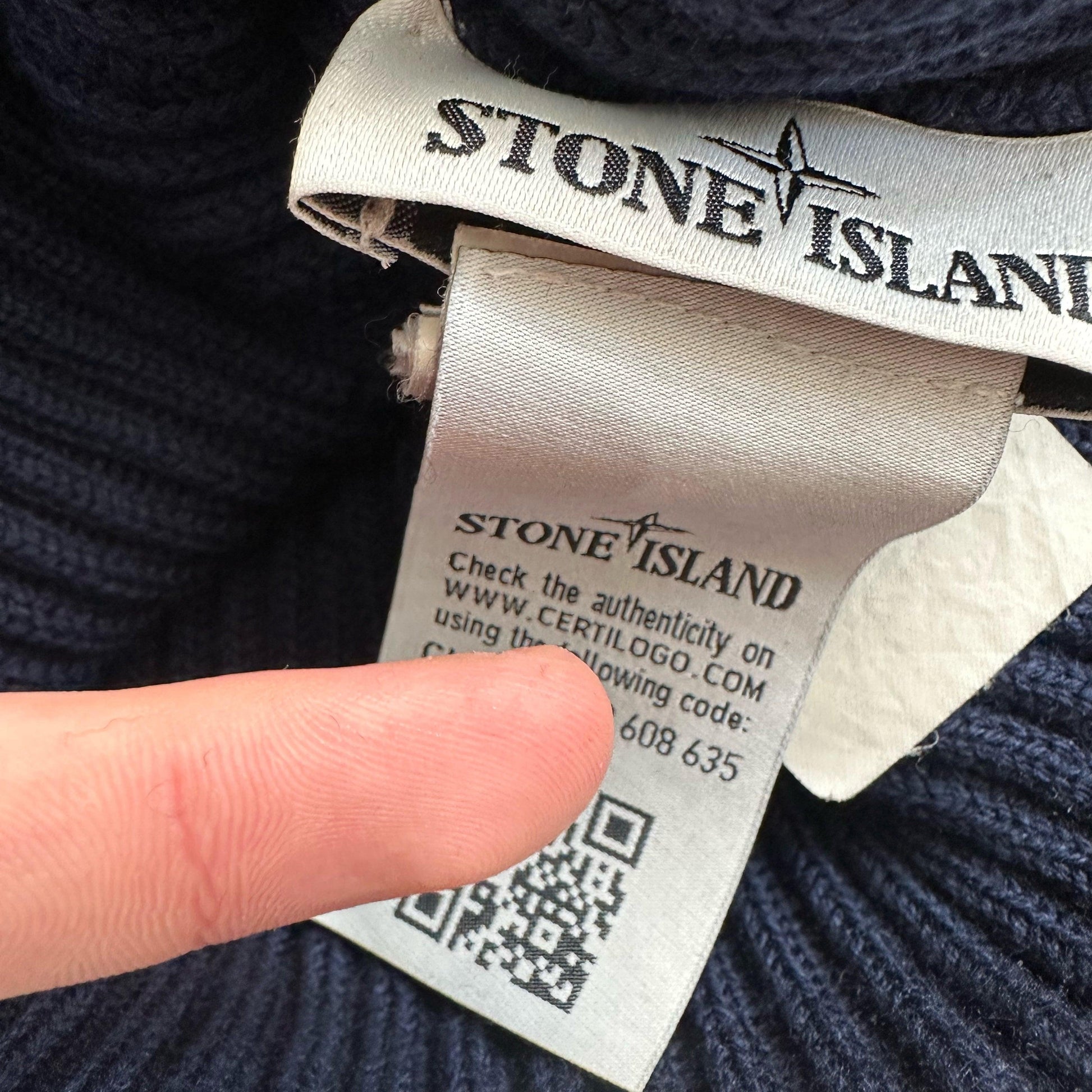 Stone Island Patch Logo Ribbed Beanie - Known Source