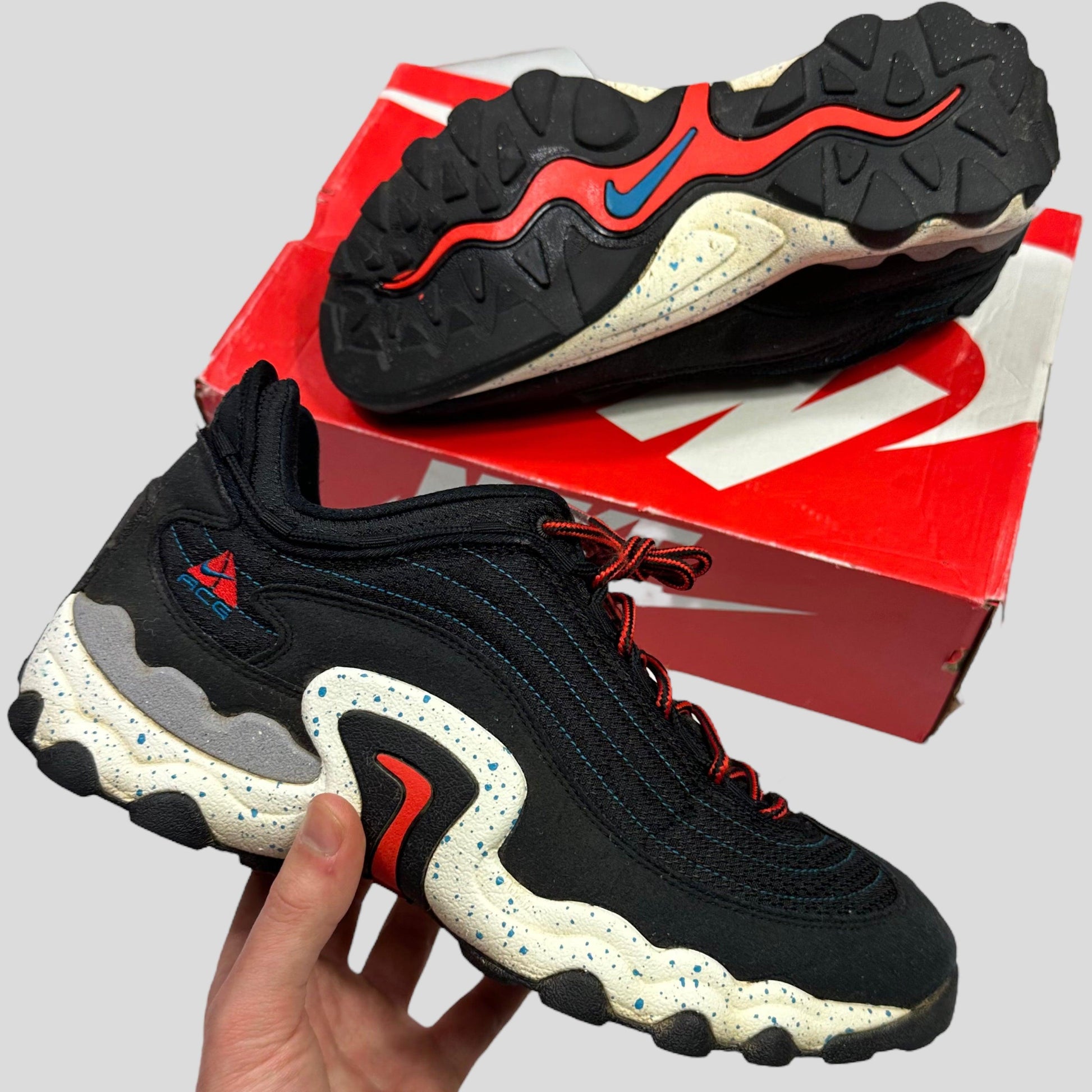 Nike ACG Air Skarn - UK10 - Known Source