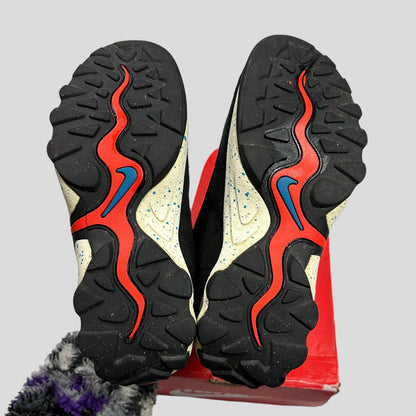 Nike ACG Air Skarn - UK10 - Known Source