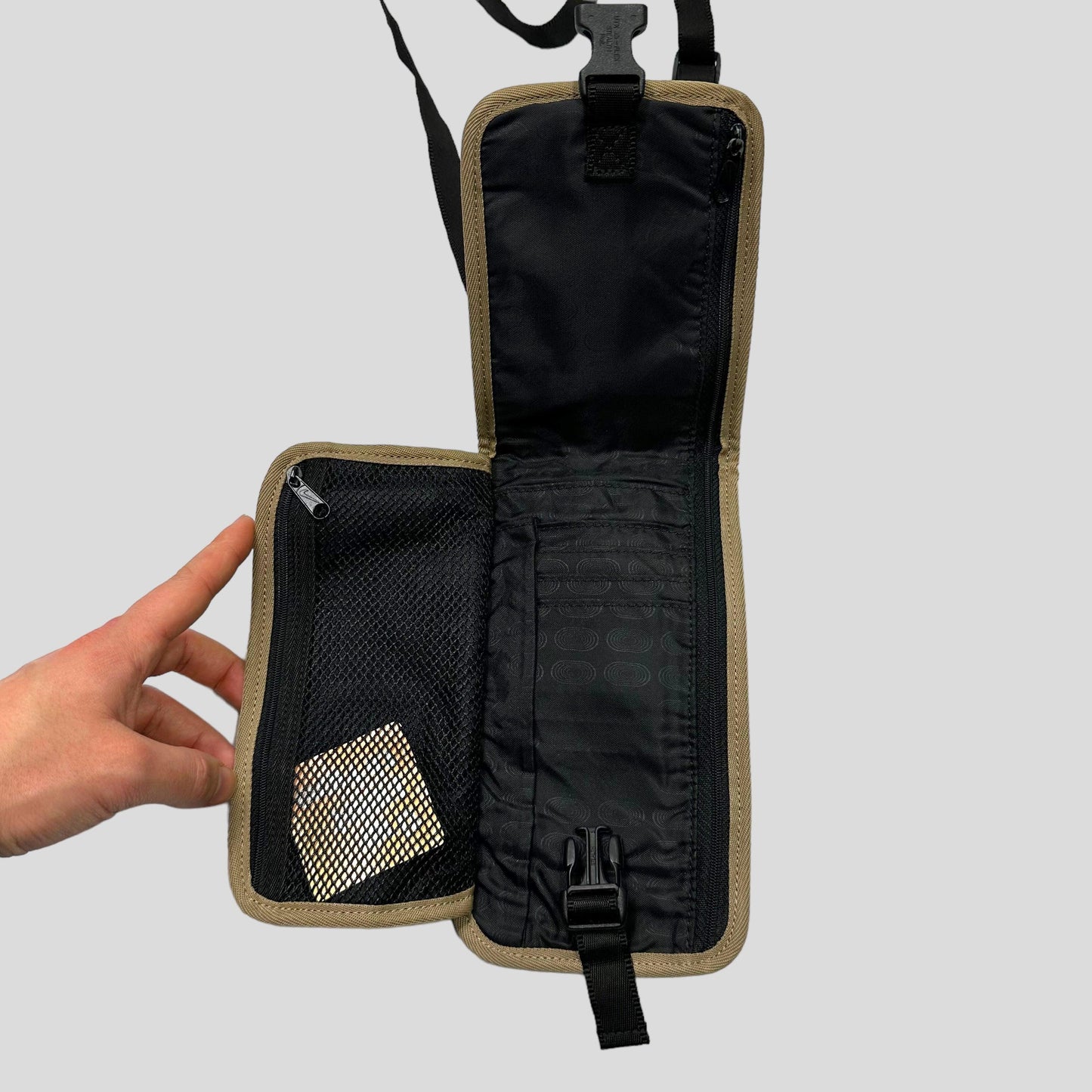 Nike 2005 Crossbody Tri-fold Wallet Bag - Known Source