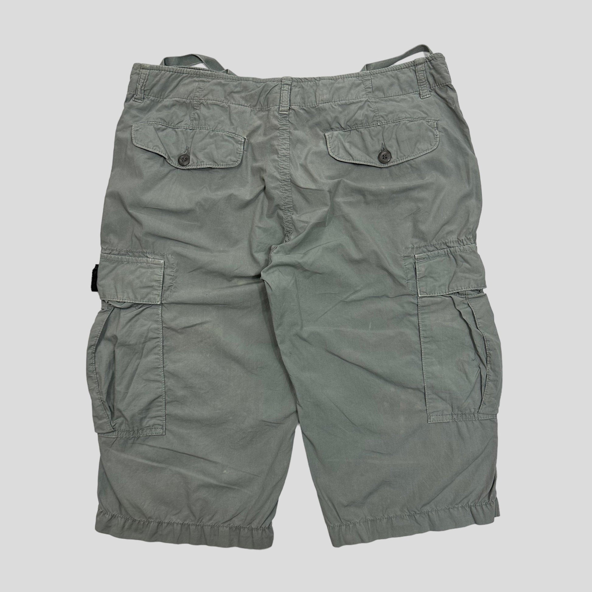 CP Company 00’s Badge Cargo Shorts - 28-31 - Known Source