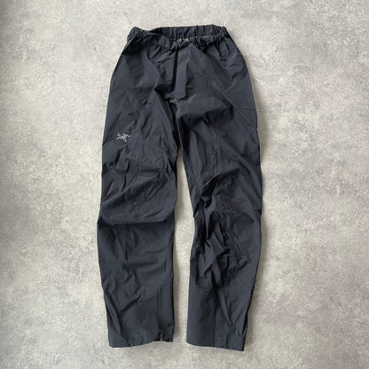 Arc’teryx 2000s goretex technical lightweight trousers (S) - Known Source