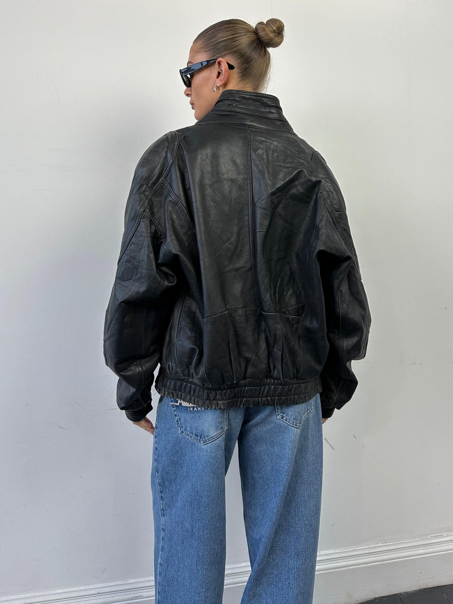 Vintage Leather Bomber Jacket - M - Known Source