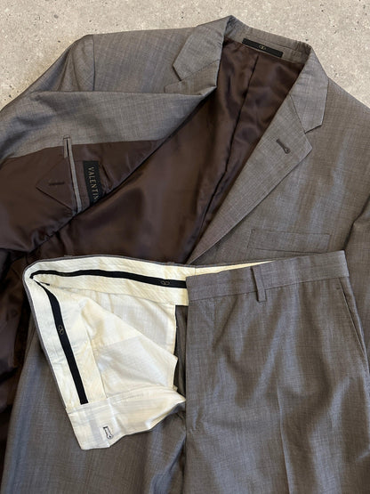 Valentino Virgin Wool Silk Single Breasted Suit - 42R/W32 - Known Source