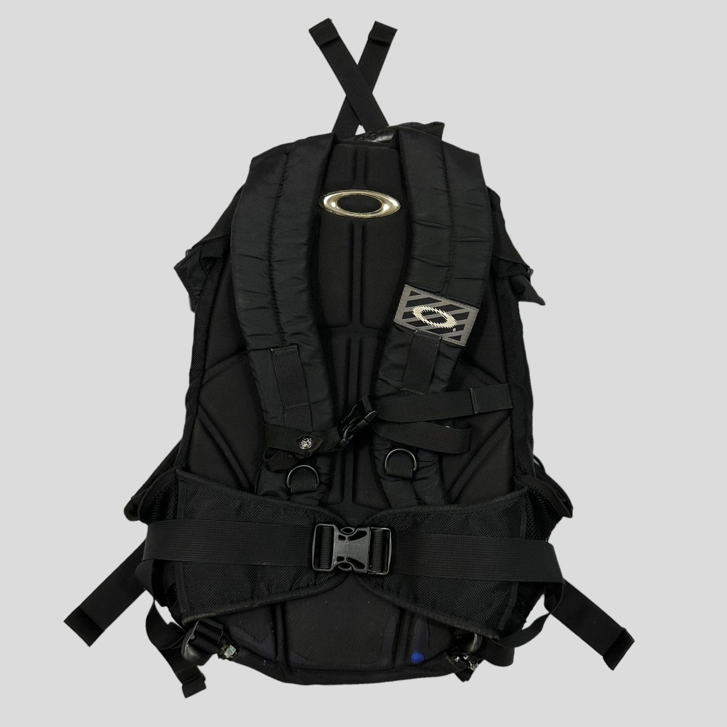 Oakley 00’s Icon Static Backpack - Known Source