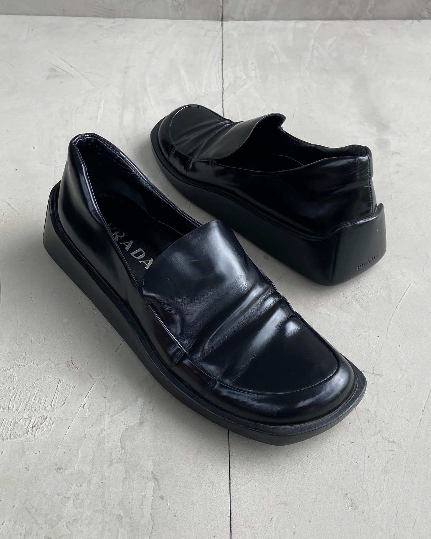 PRADA SS99 BLACK LEATHER SQUARE TOE LOAFERS - EU 37.5 / UK 4.5 - Known Source