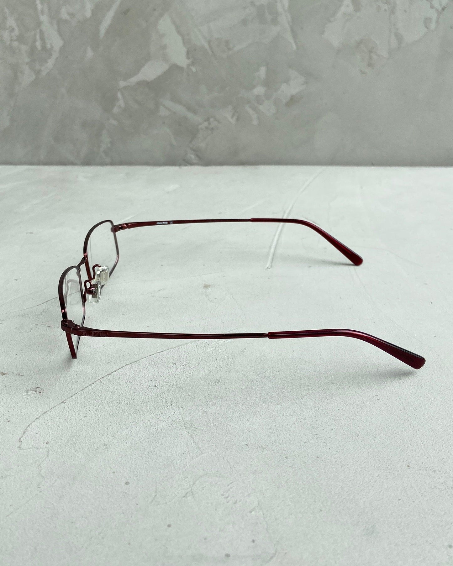 MIU MIU 90'S BAYONETTA GLASSES - Known Source