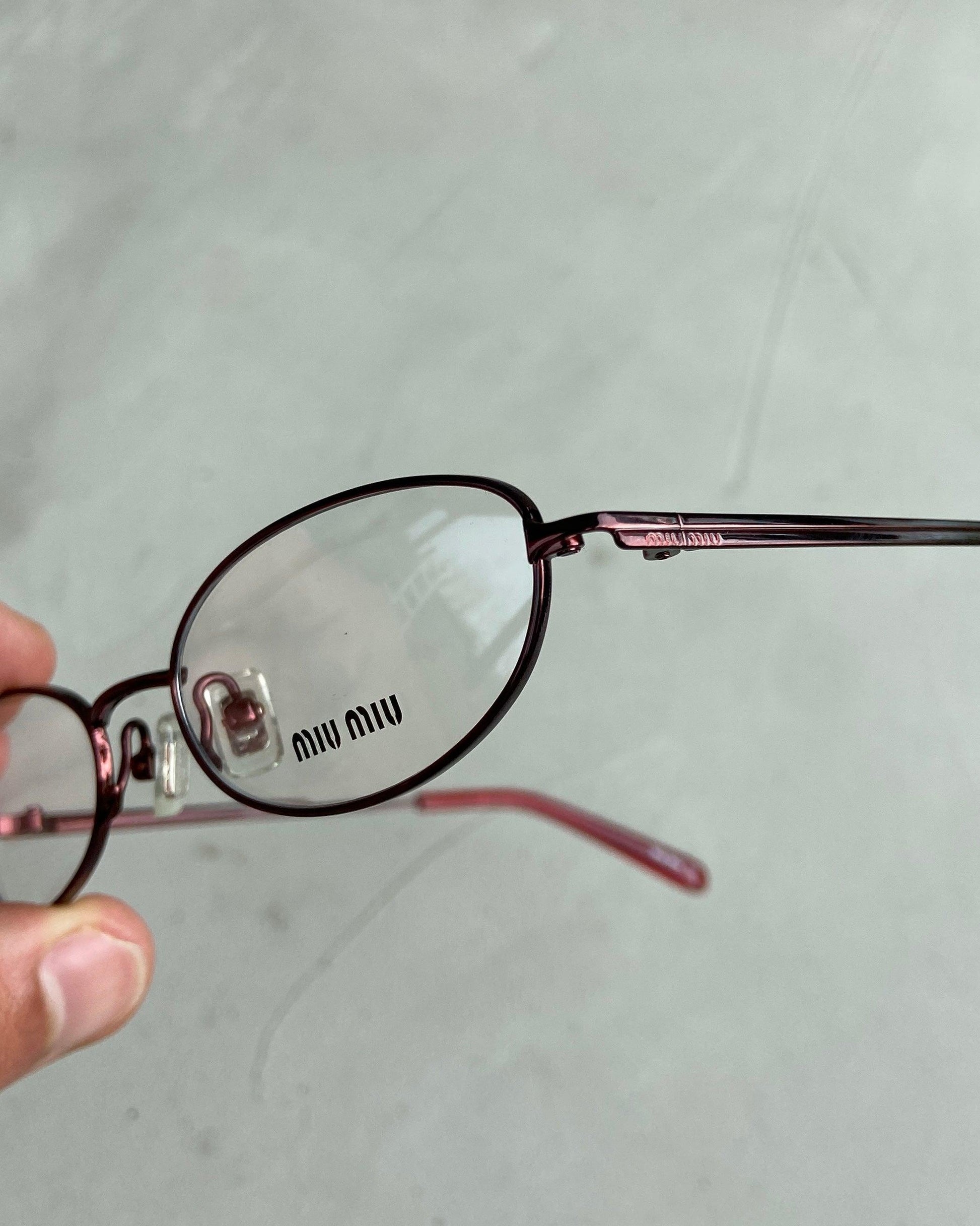 MIU MIU 90'S BAYONETTA GLASSES - Known Source