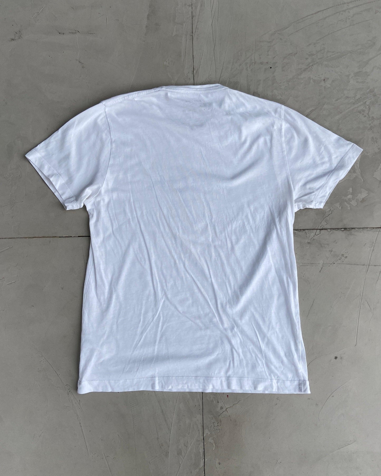 FCUK 2000'S WHITE TEE - L - Known Source