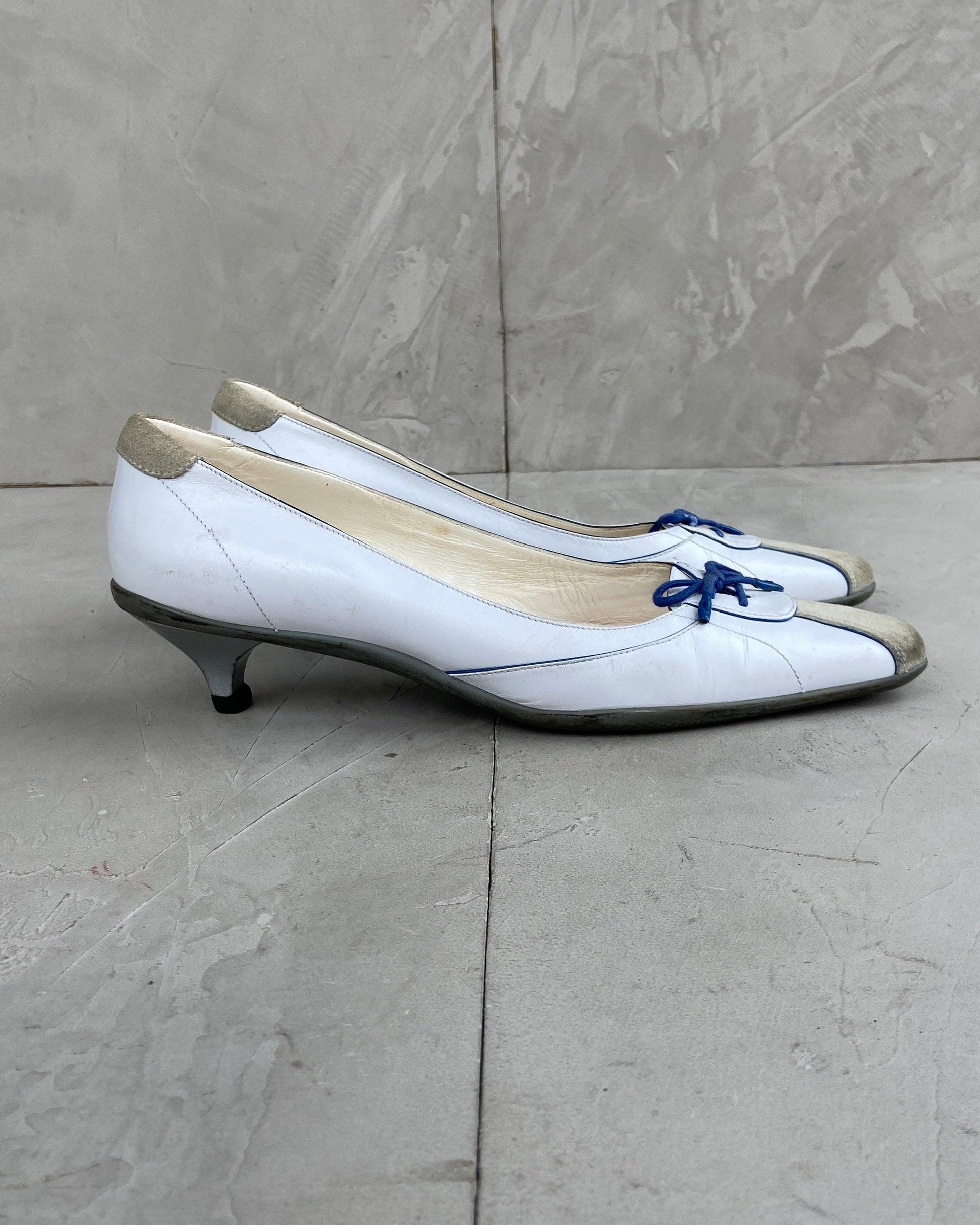 PRADA 2000'S LEATHER LACE UP BALLET FLATS - EU 39 / UK 6 - Known Source