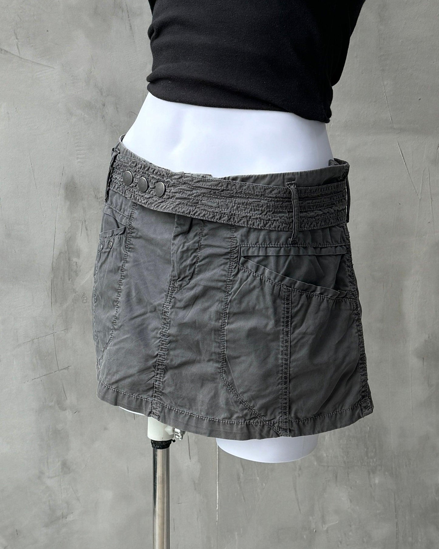 DIESEL 2000'S CARGO BELTED MINI SKIRT - M - Known Source