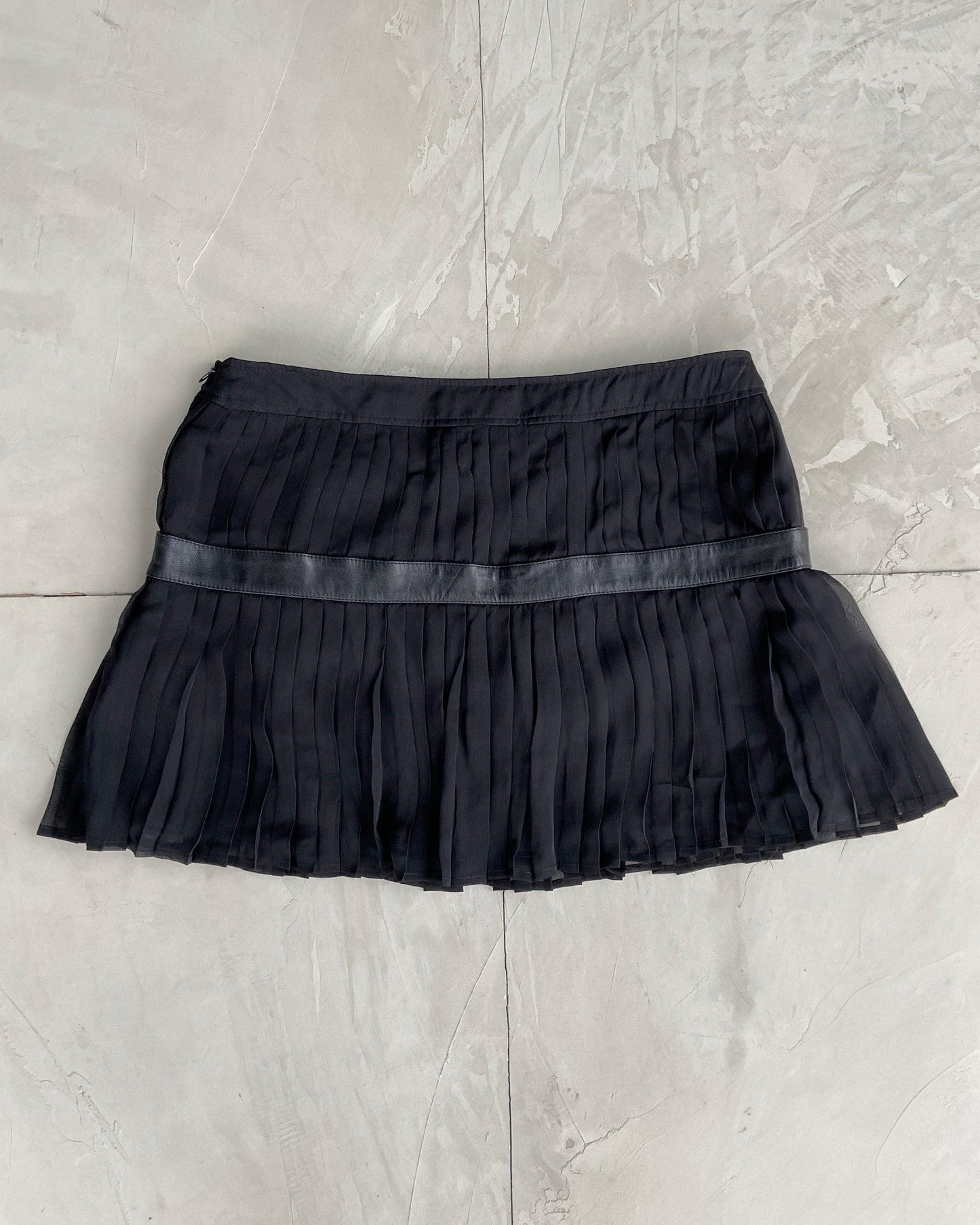 DOLCE & GABBANA D&G BUCKLE MINI SKIRT - M - Known Source