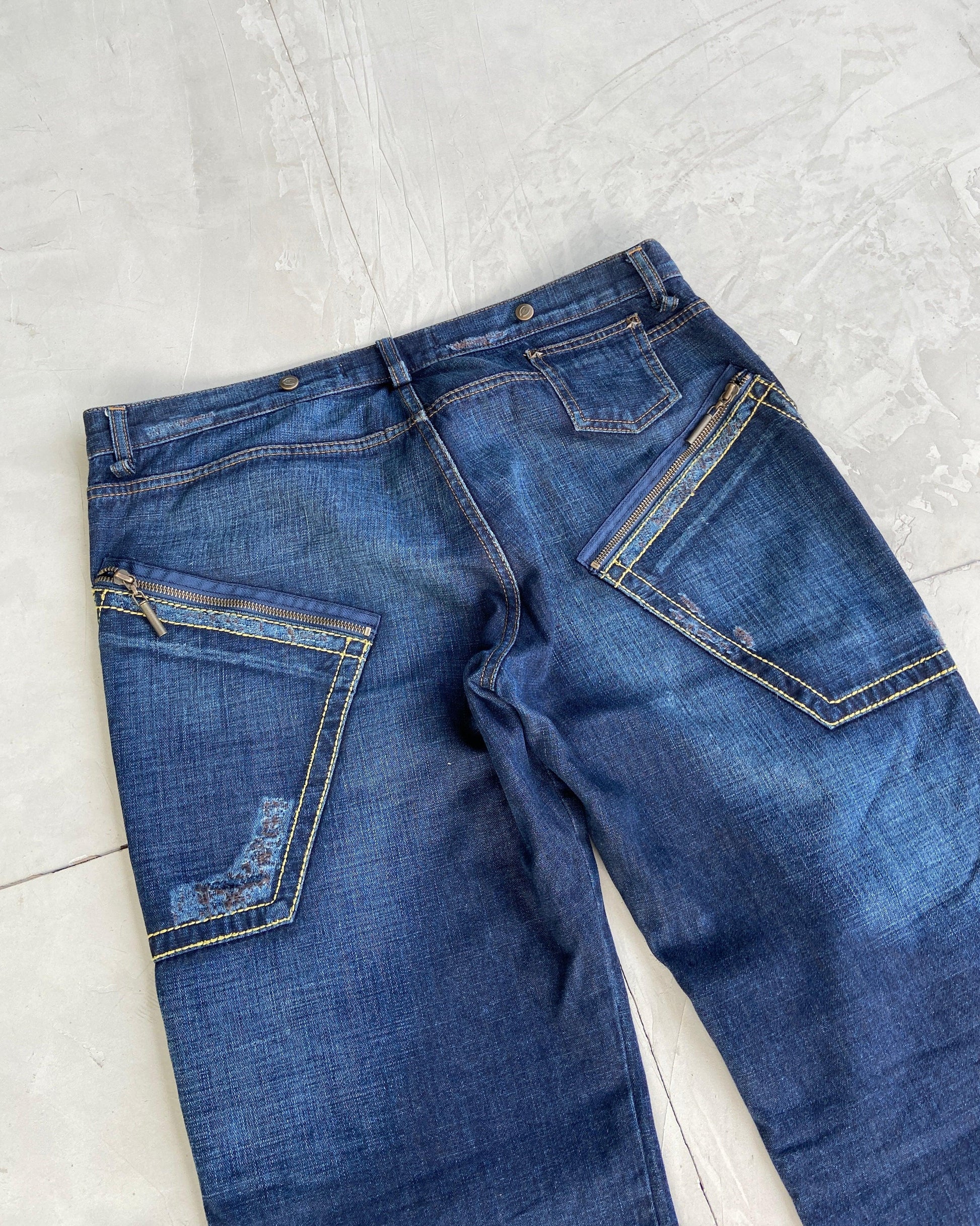 JUST CAVALLI DISTRESSED JEANS - W36" - Known Source